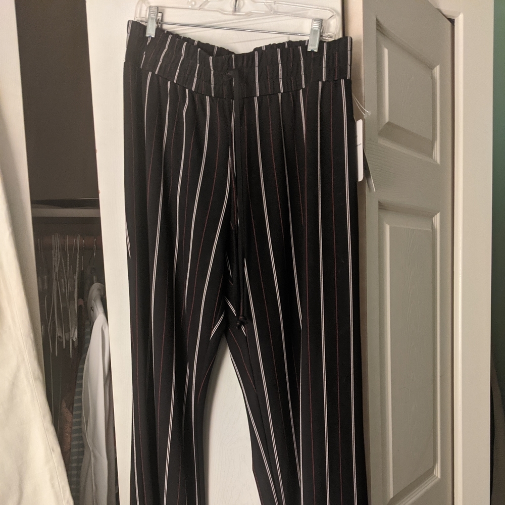 NWOT Zac and Rachel Palazzo Pants Size L